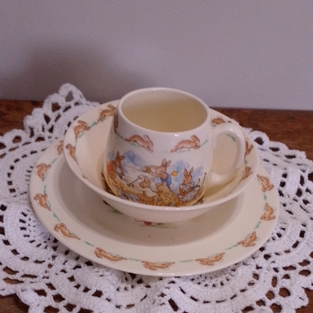 Bunnykins English Fine Bone China 3 Piece Set Plate Bowl Tea Cup Collectable